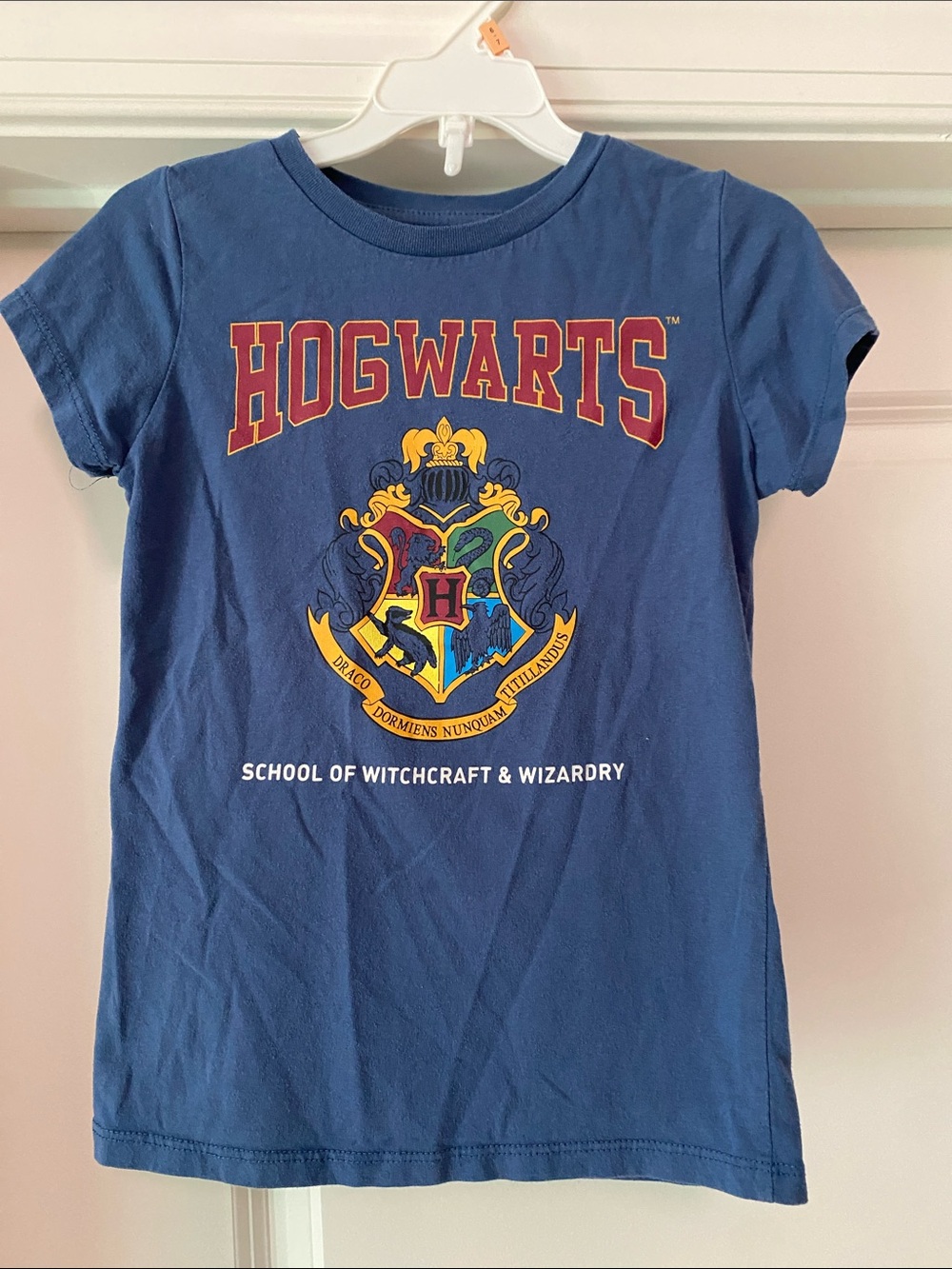 Hogwarts Crest Kids T‑Shirt in Navy Harry Potter